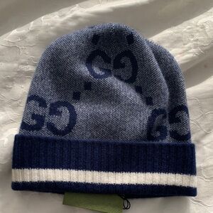 Gucci Navy and White Logo hat NWT size Medium